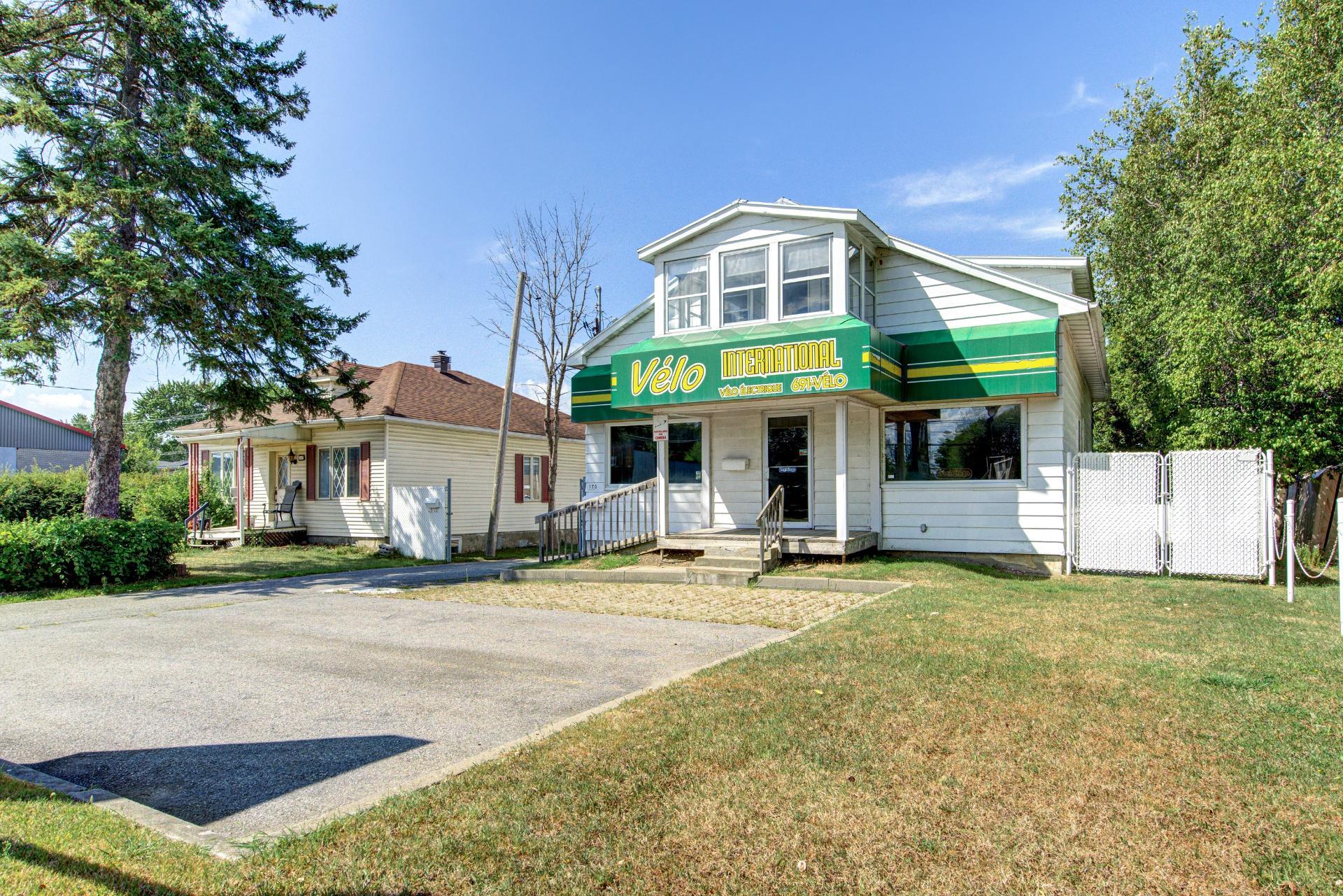 MLS: 17885620