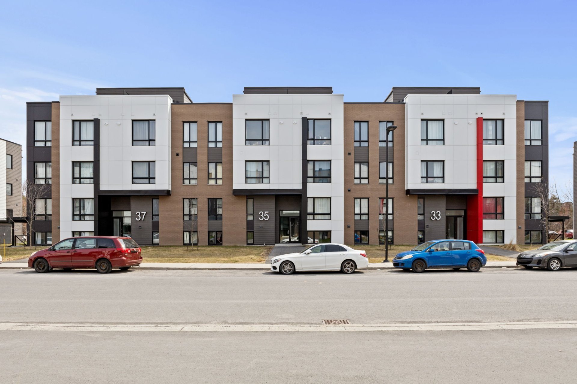 MLS: 25651813