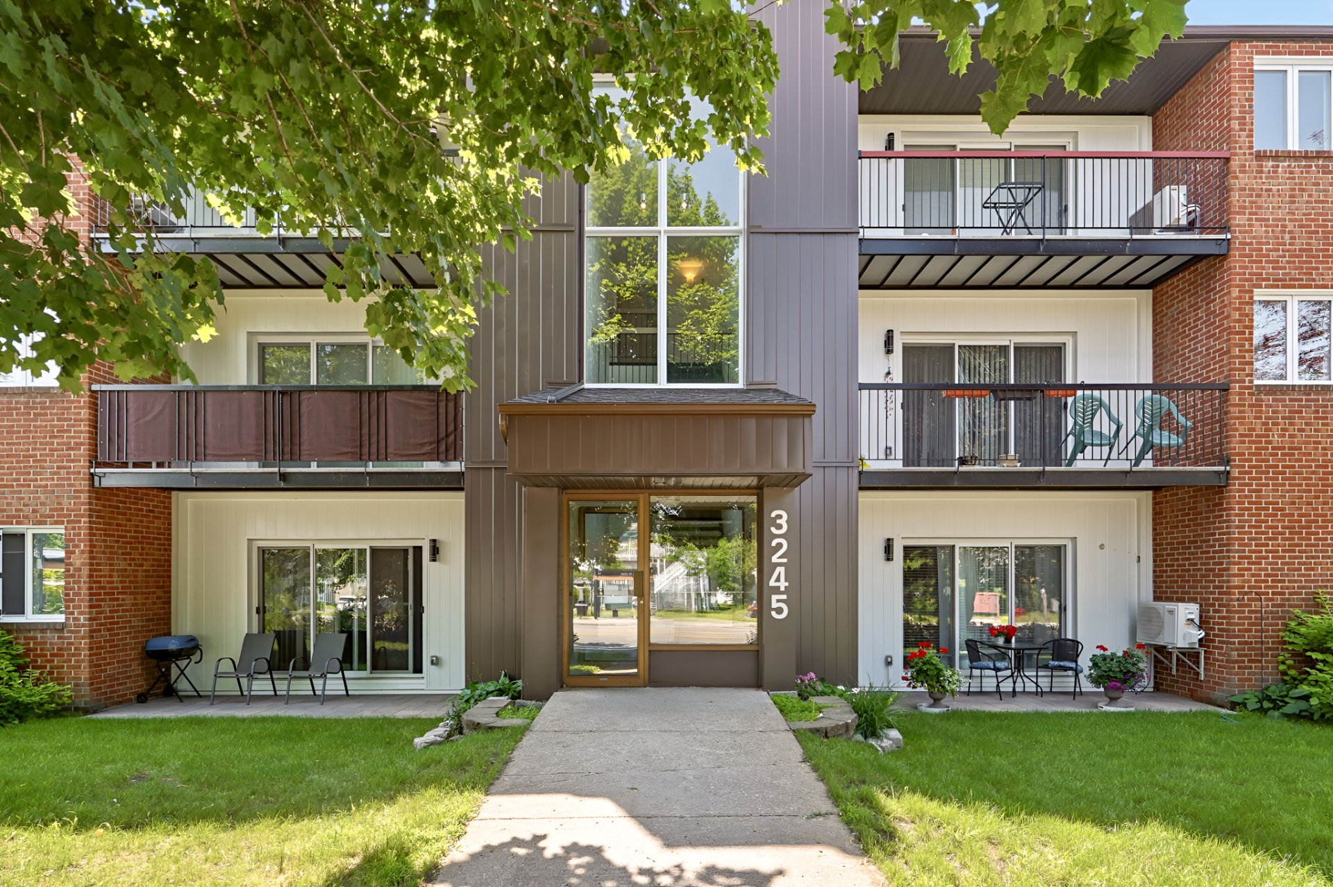 MLS: 17754304