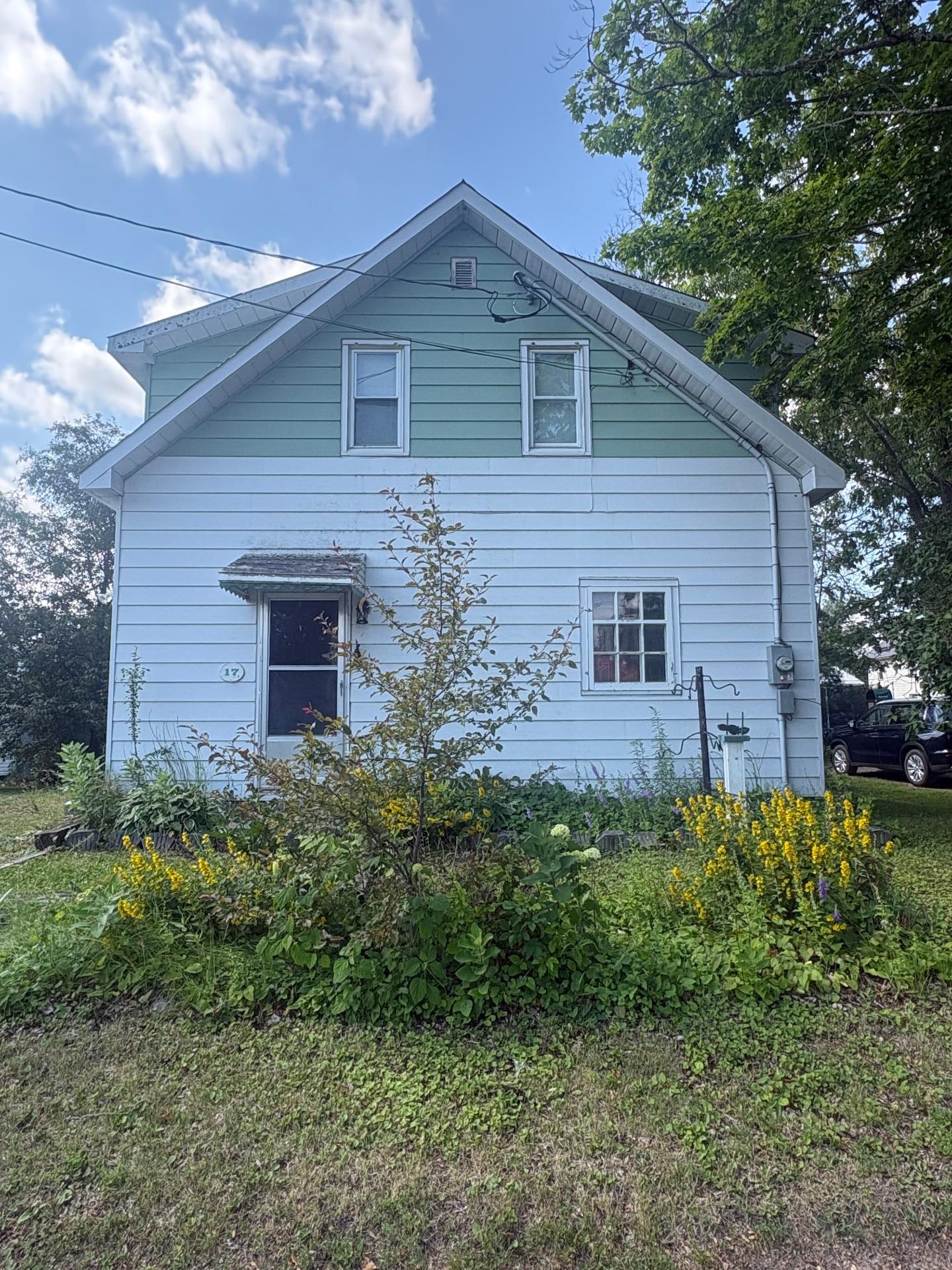 MLS: 17674796