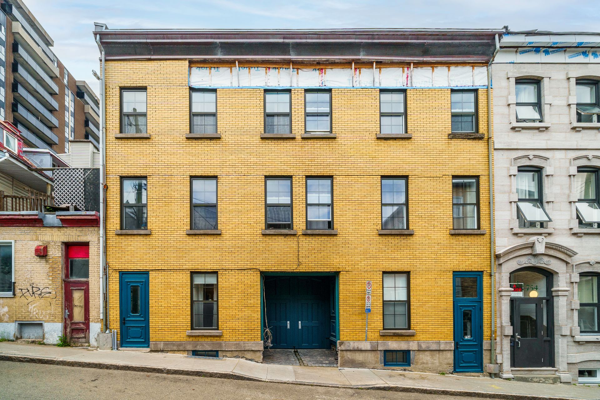 MLS: 17951477