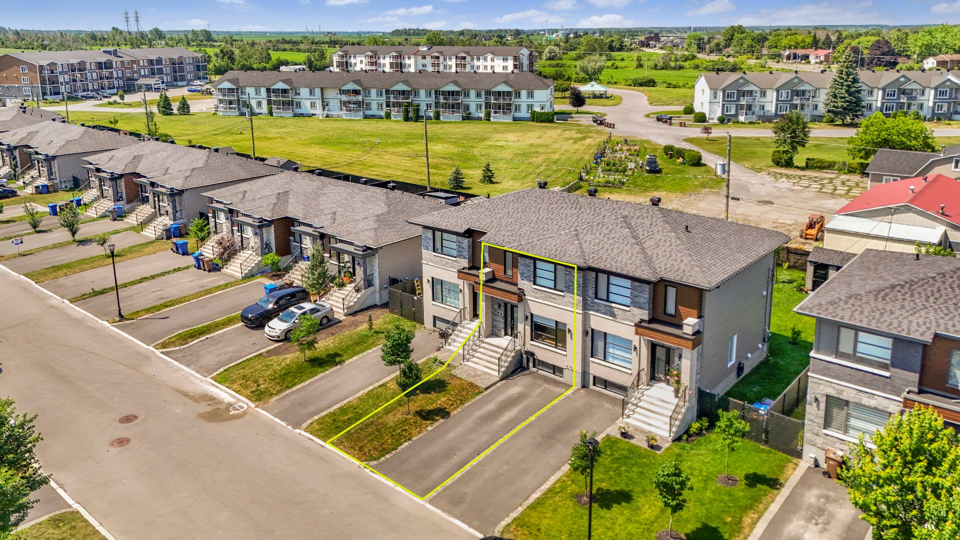 MLS: 24739762