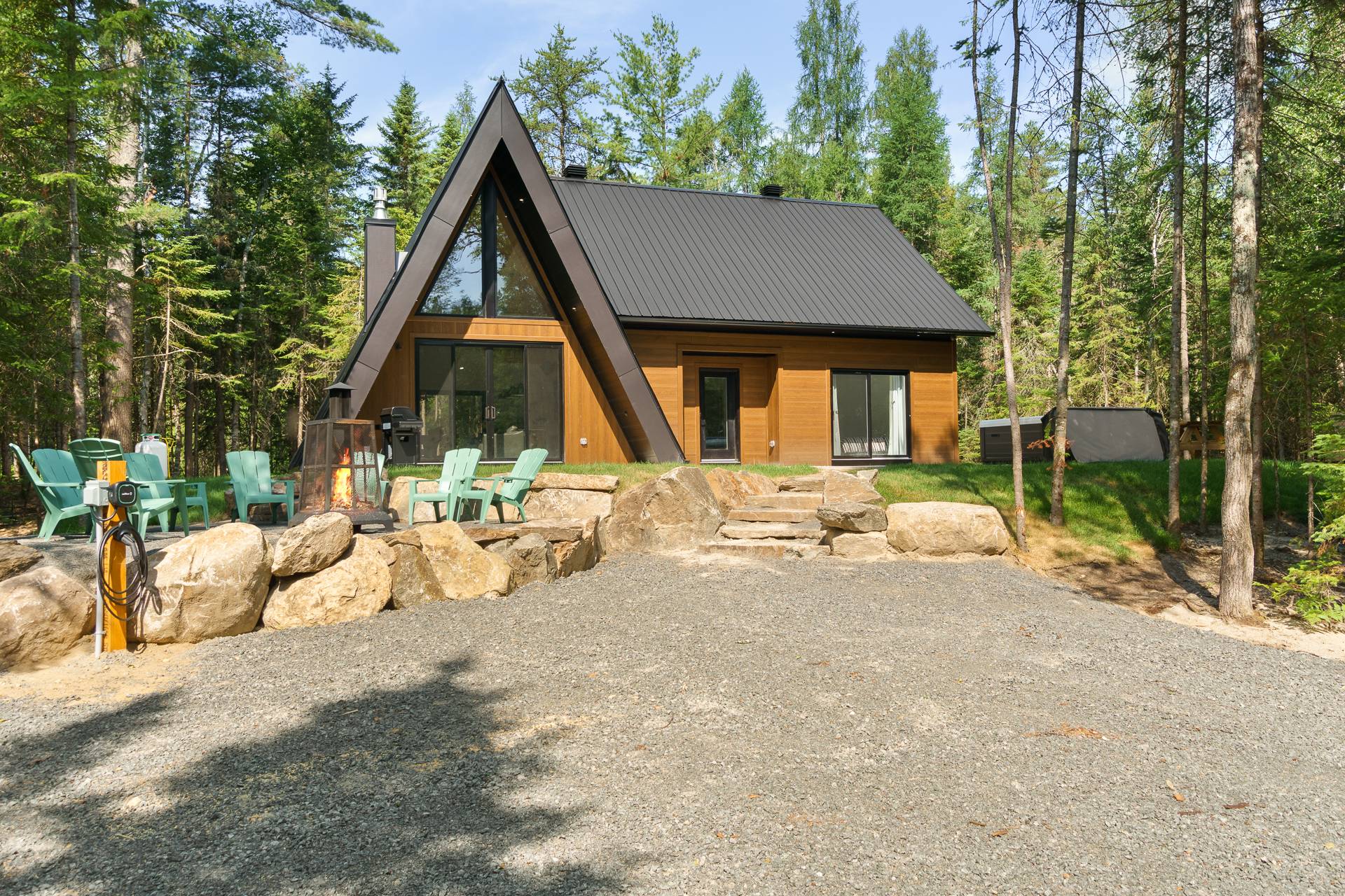 MLS: 25596793