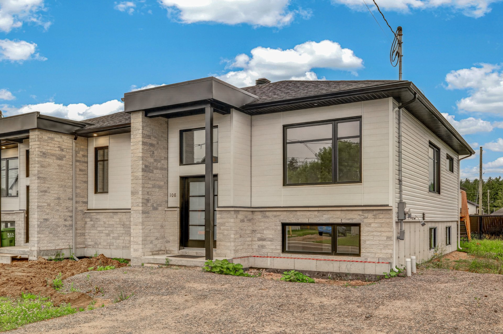 MLS: 19444164