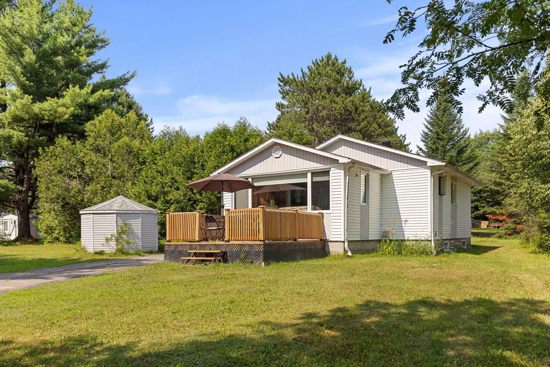 MLS: 22250895