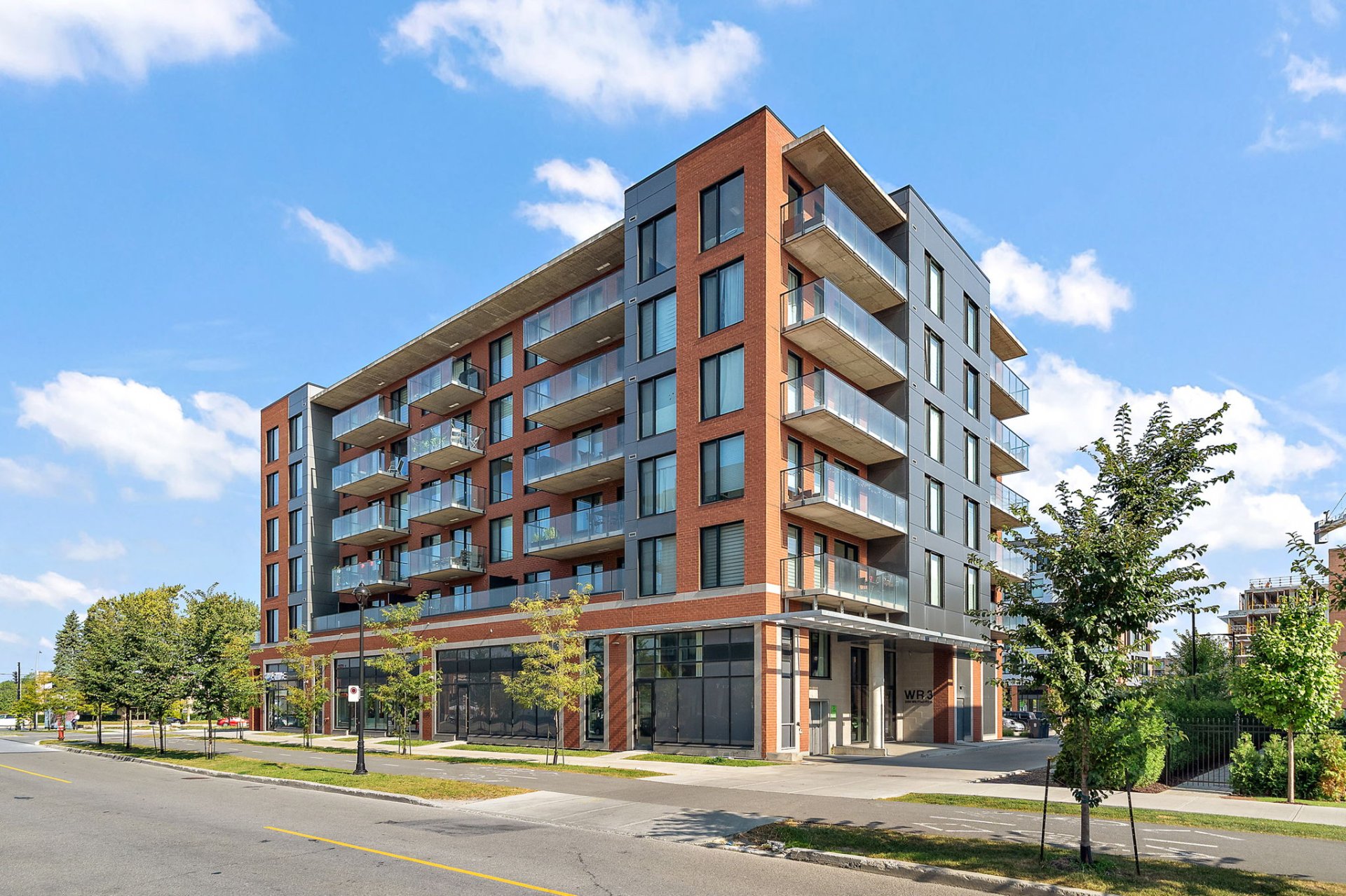 MLS: 21949531