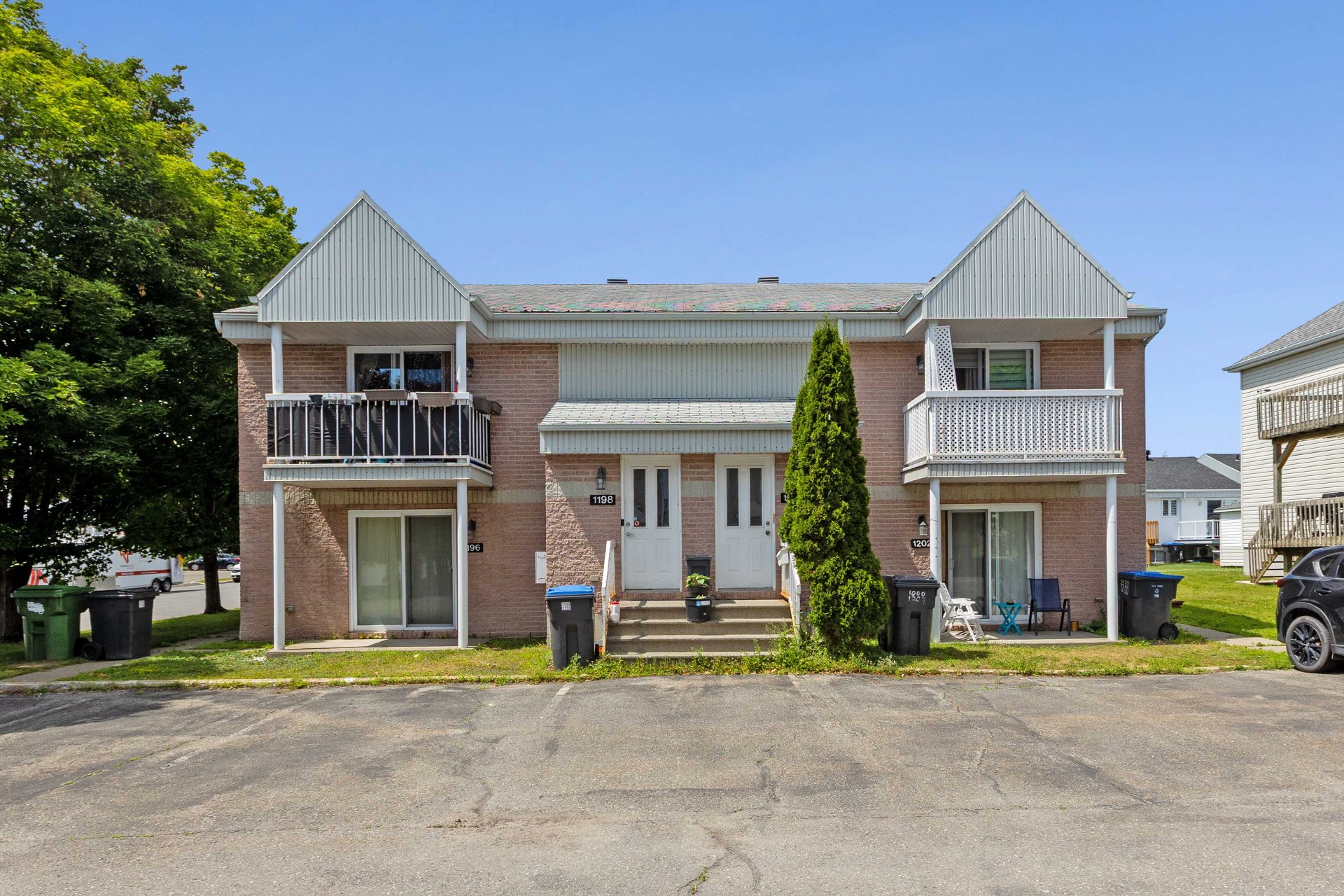MLS: 19598372