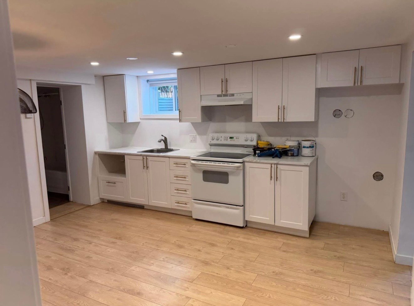 MLS: 23006191