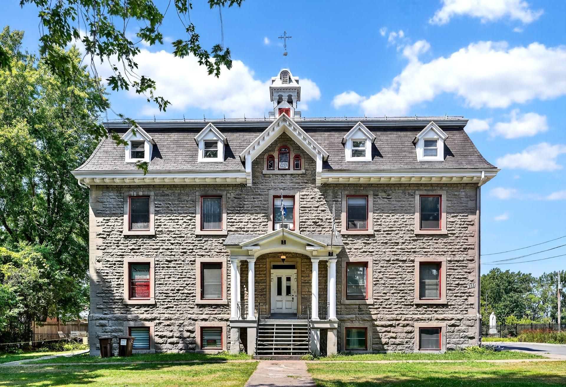 MLS: 17437588