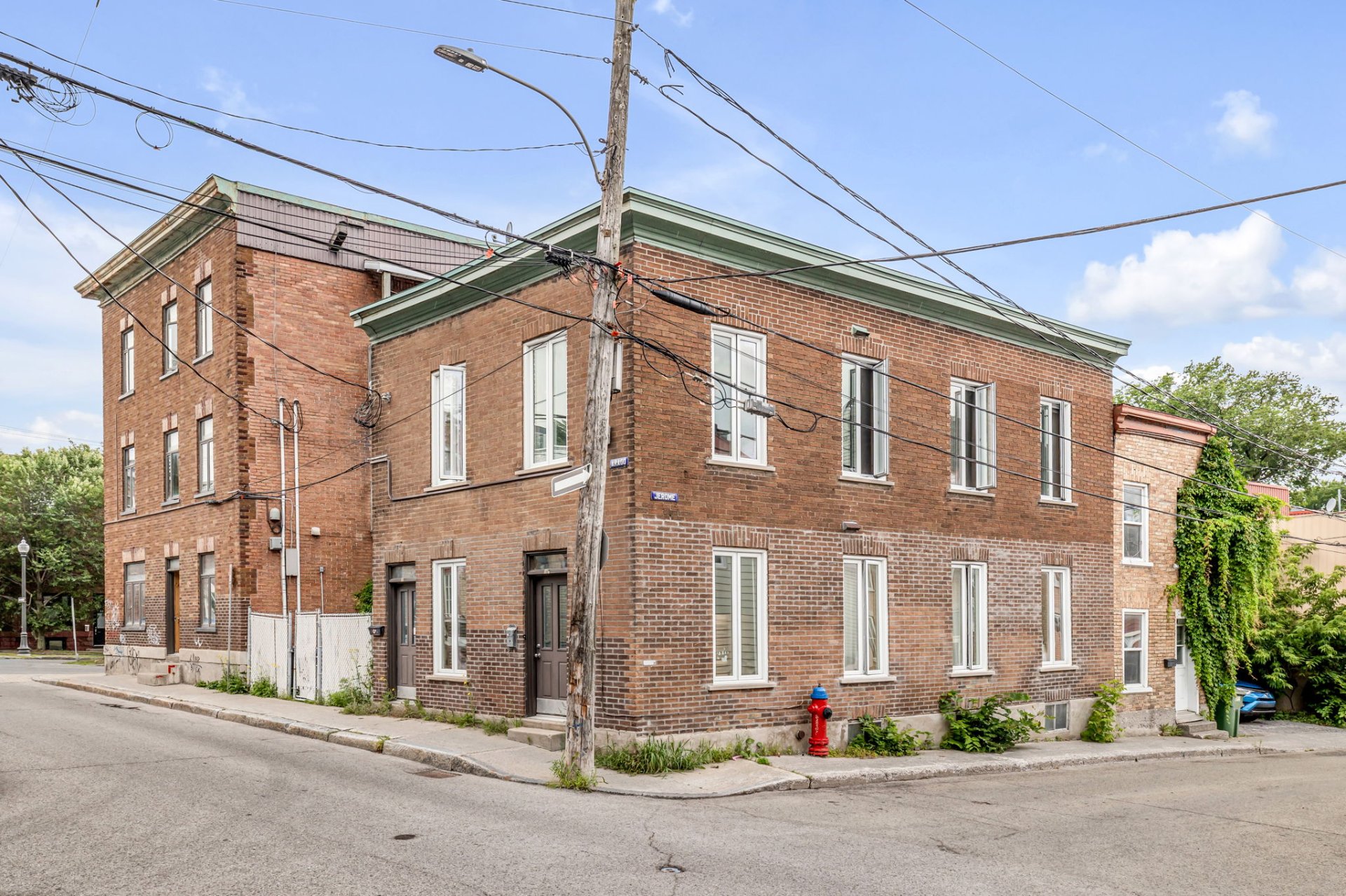MLS: 18139784