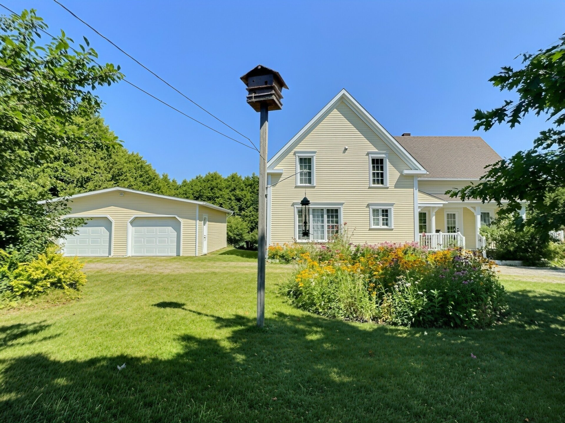 MLS: 20802588