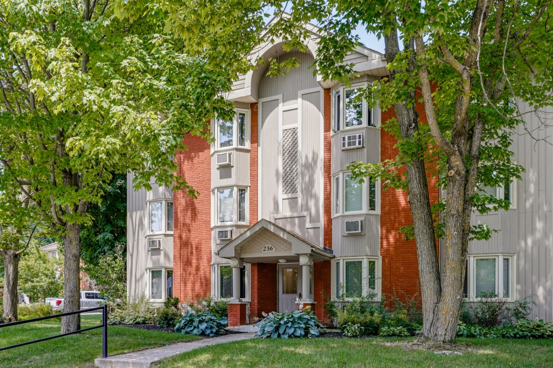 MLS: 11782252