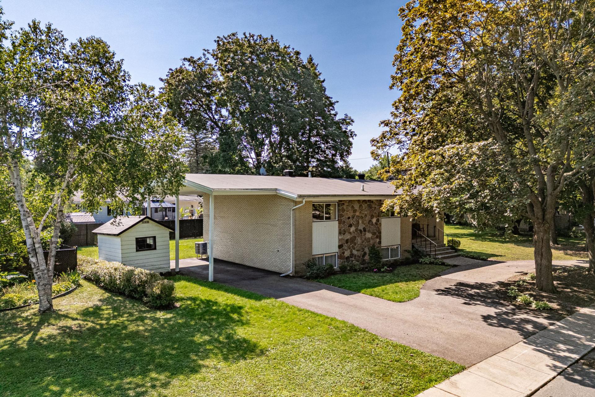MLS: 18398729