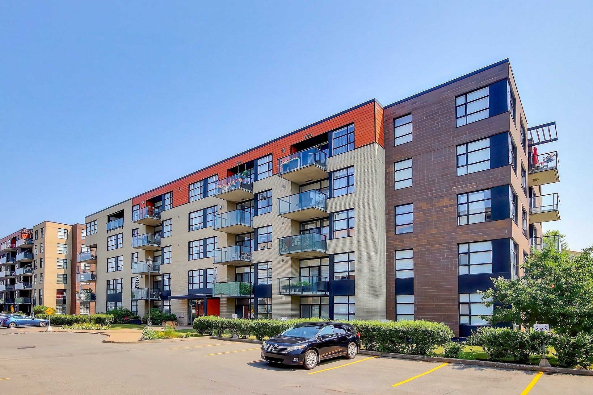 MLS: 12405508