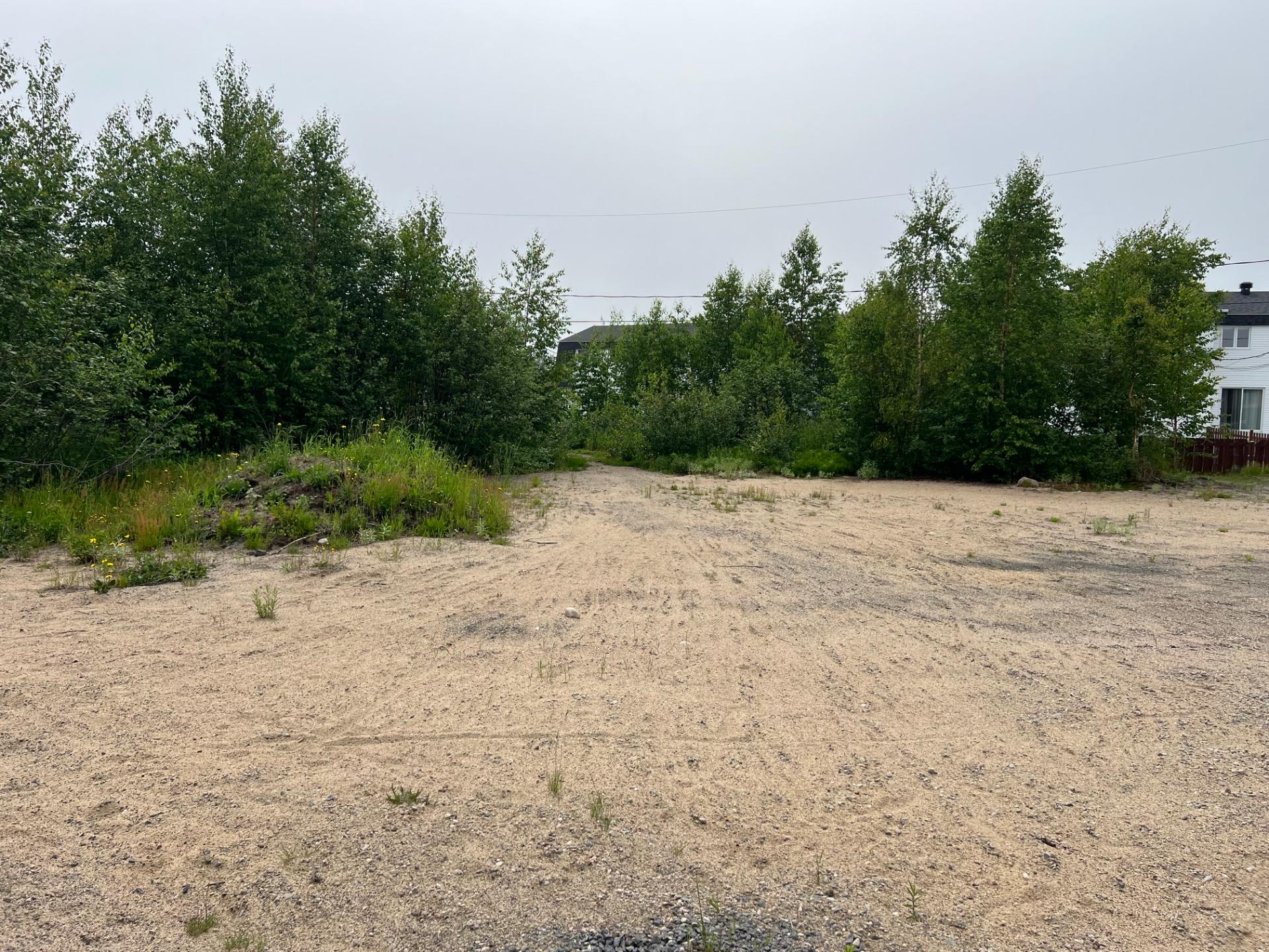 MLS: 21937605