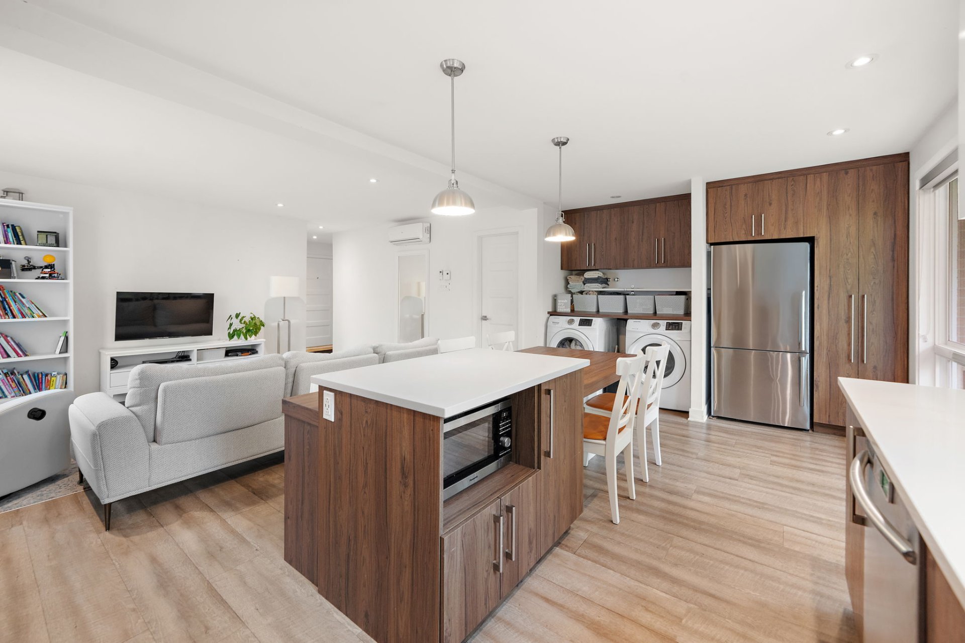 MLS: 11230071