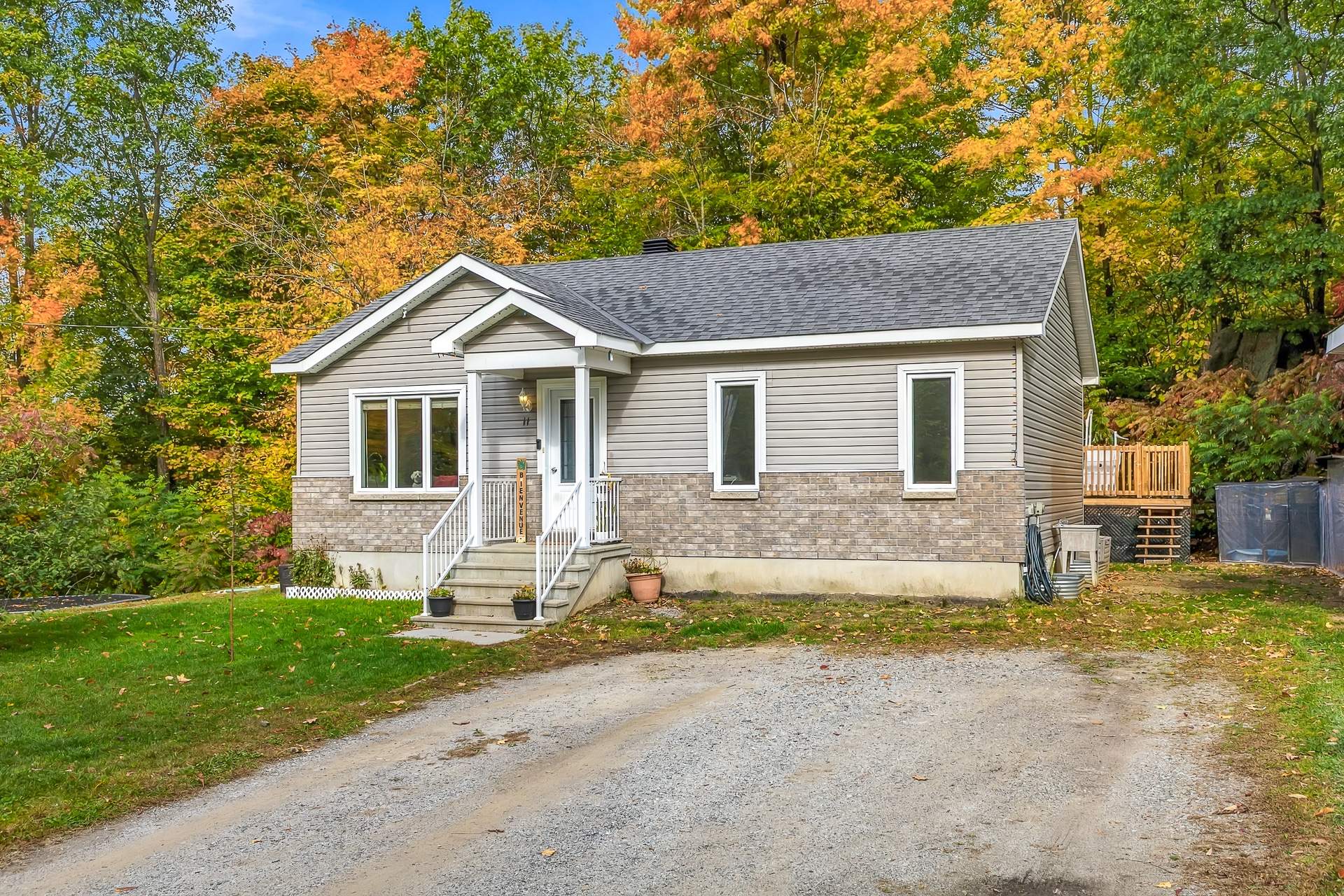 MLS: 15830911