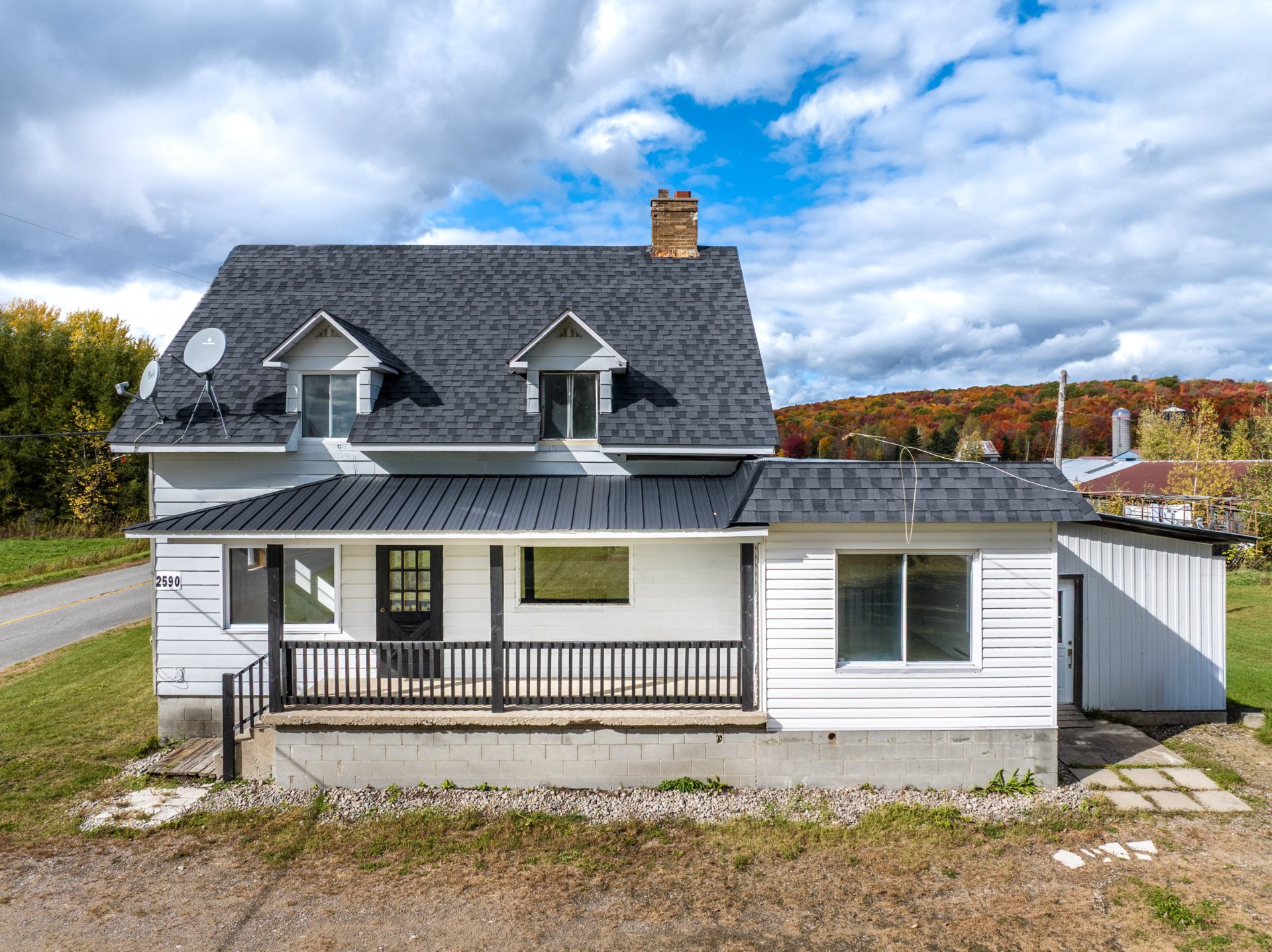 MLS: 28455811
