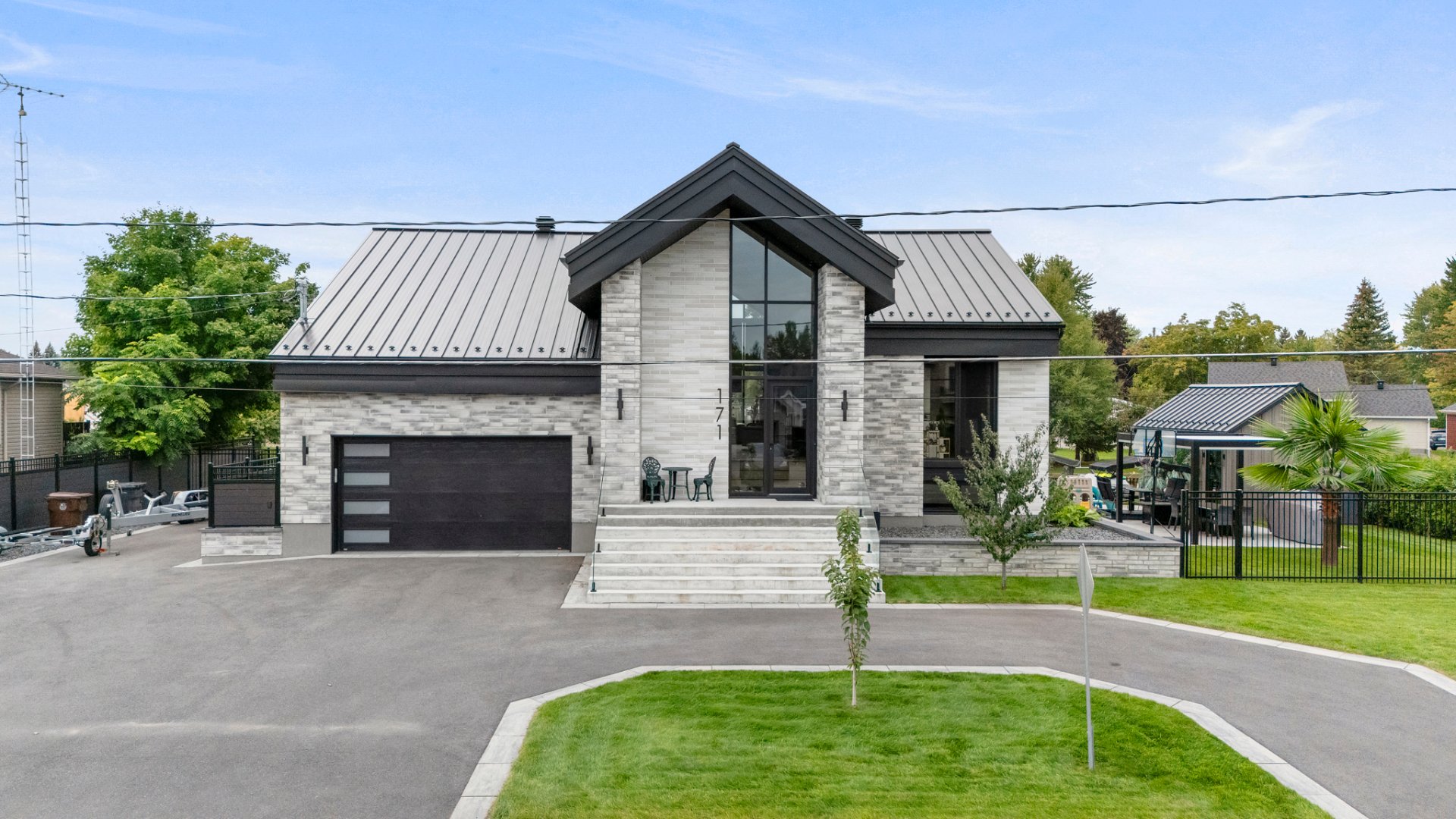 MLS: 11750573