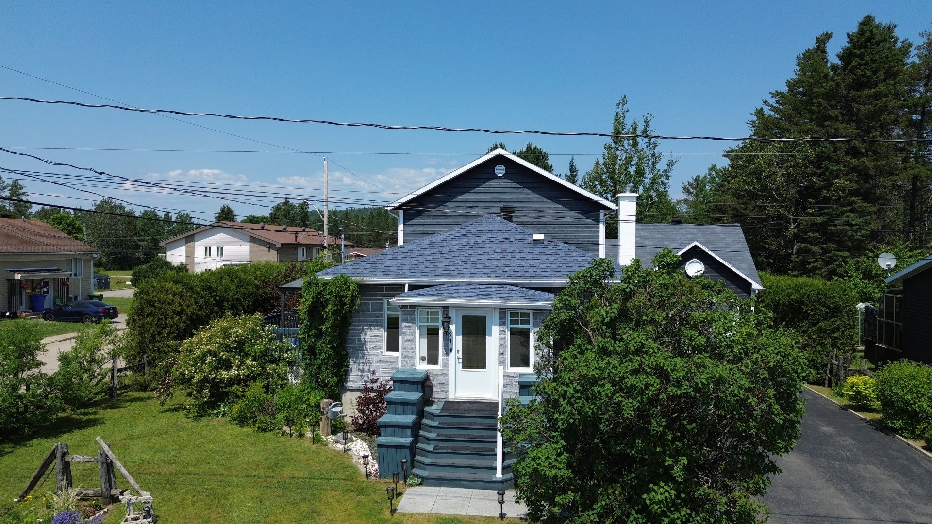 MLS: 21982254