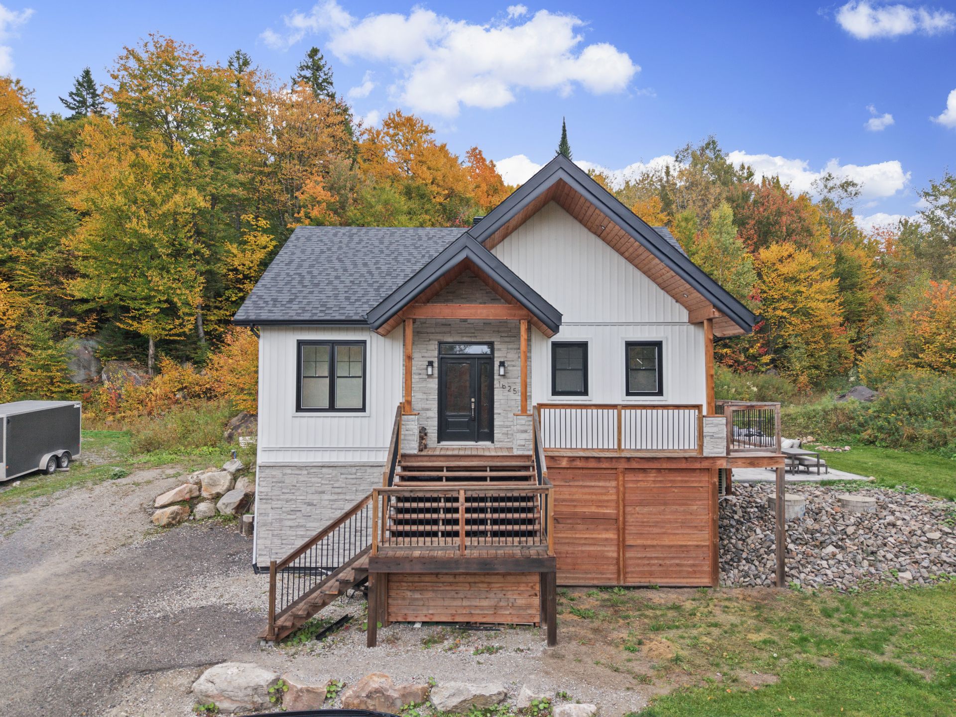 MLS: 13922226