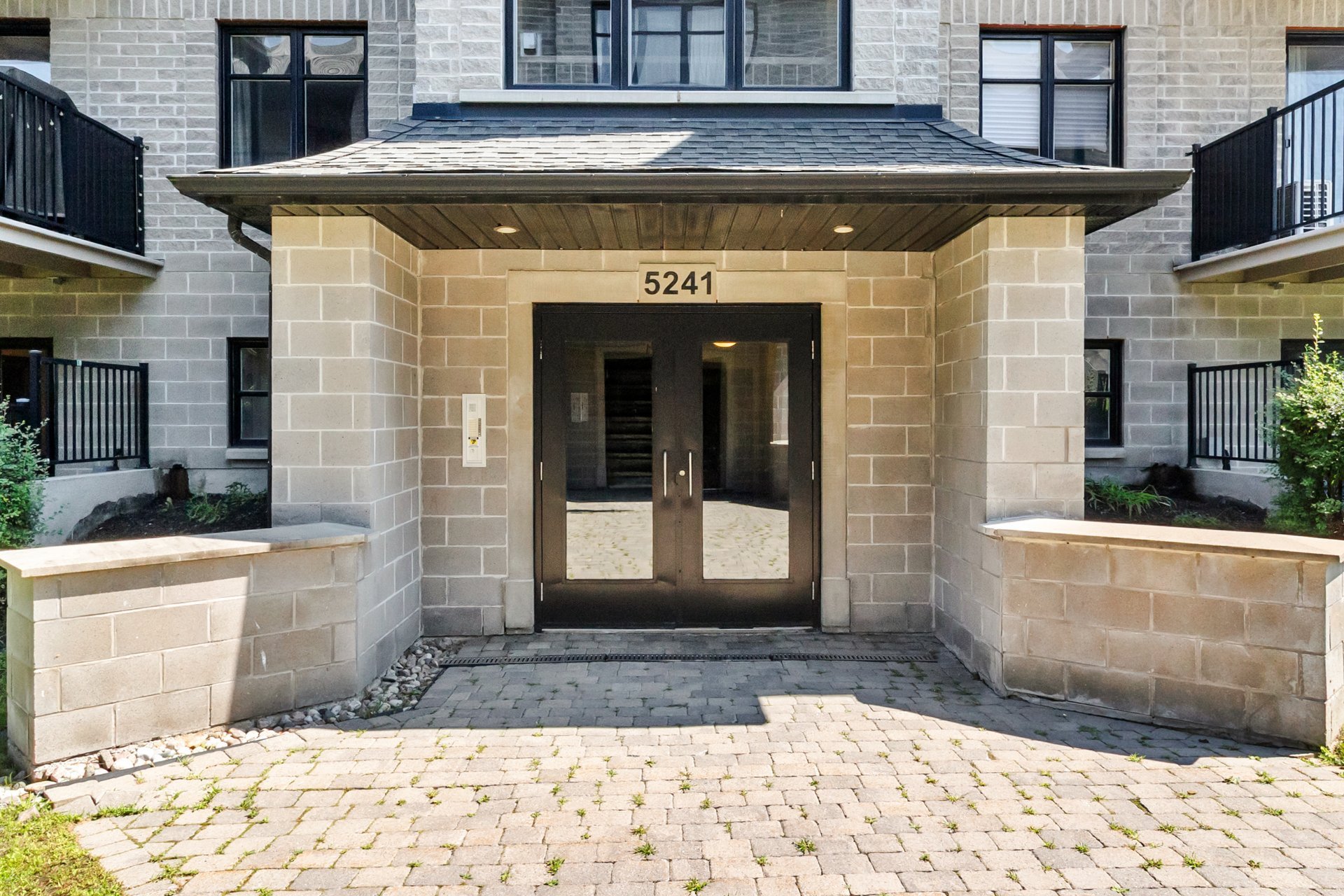 MLS: 18114098