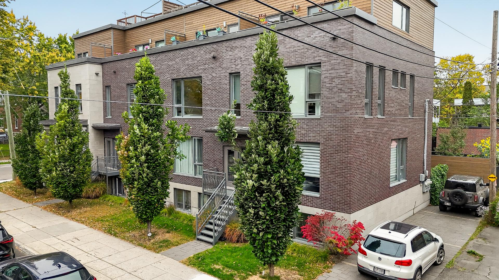 MLS: 28360081