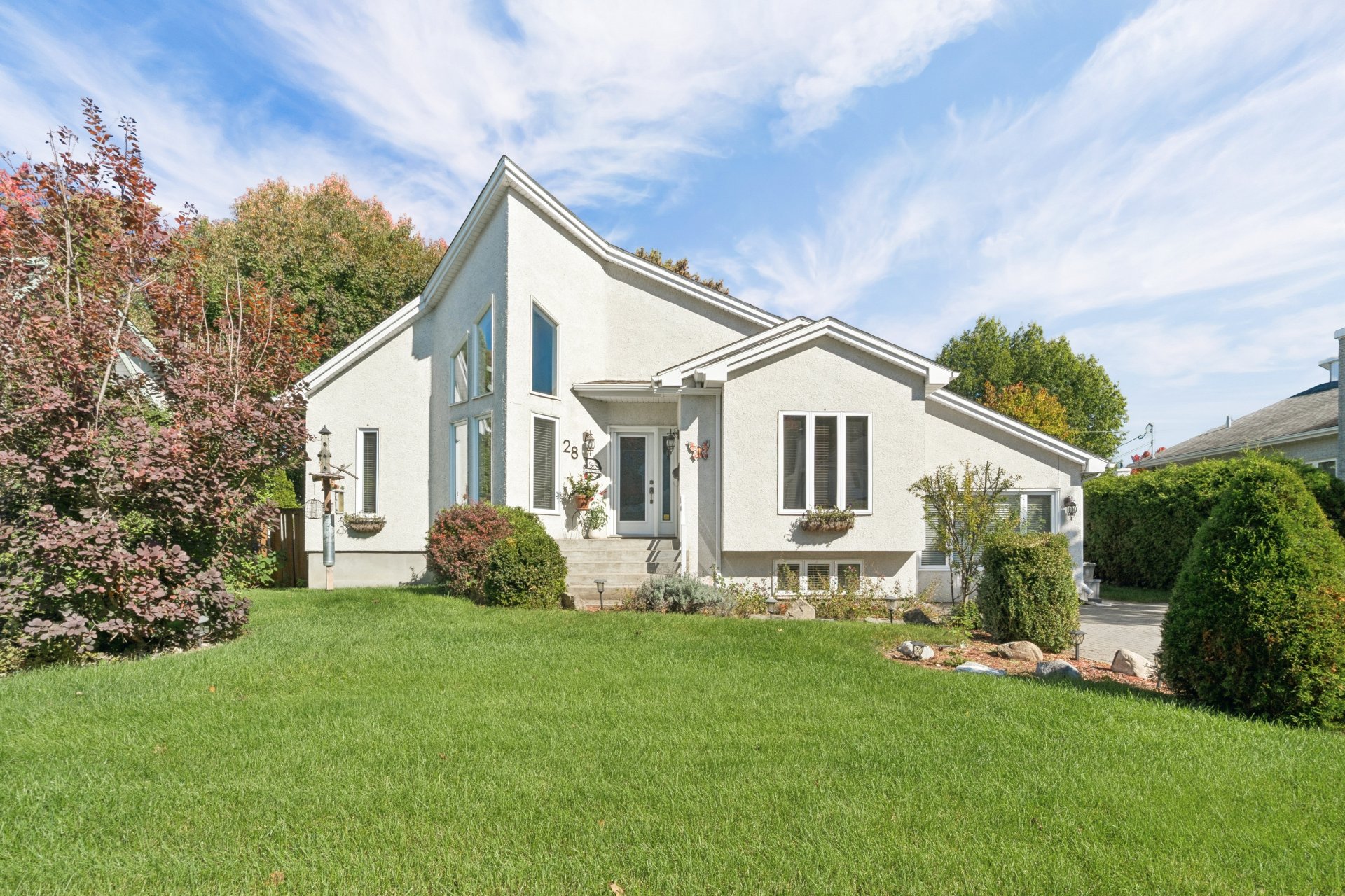 MLS: 17661195