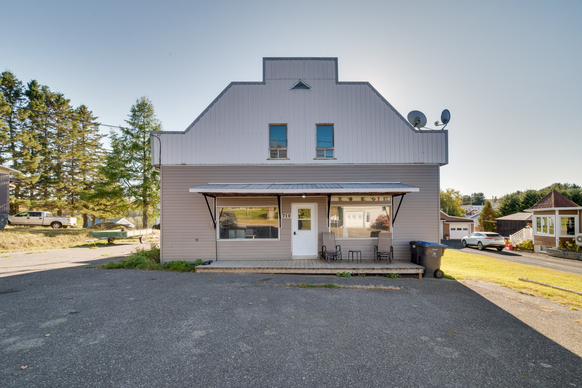 MLS: 28681892