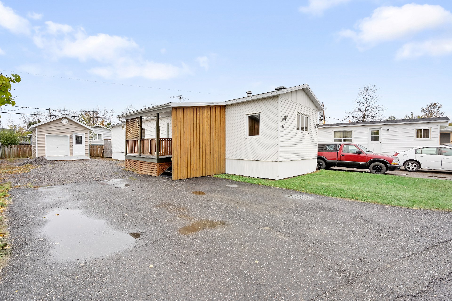 MLS: 23829736