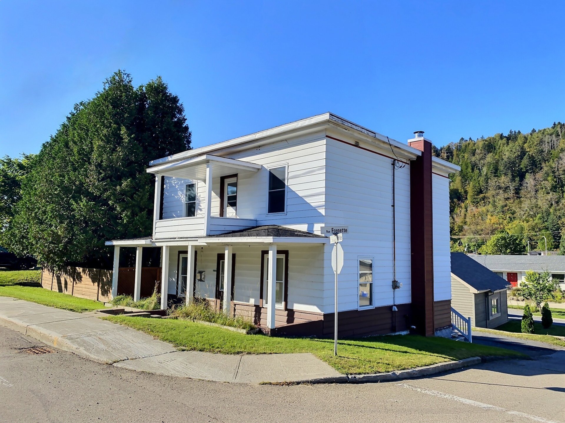 MLS: 13909391