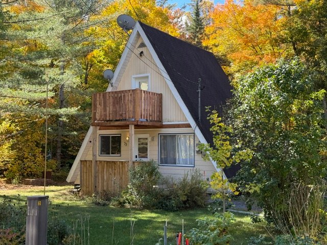 MLS: 25076133