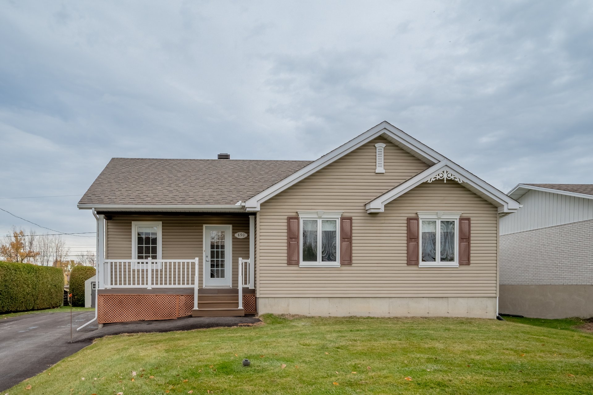 MLS: 15070836