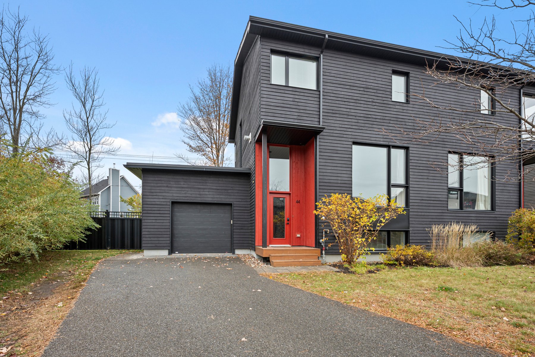 MLS: 19518083