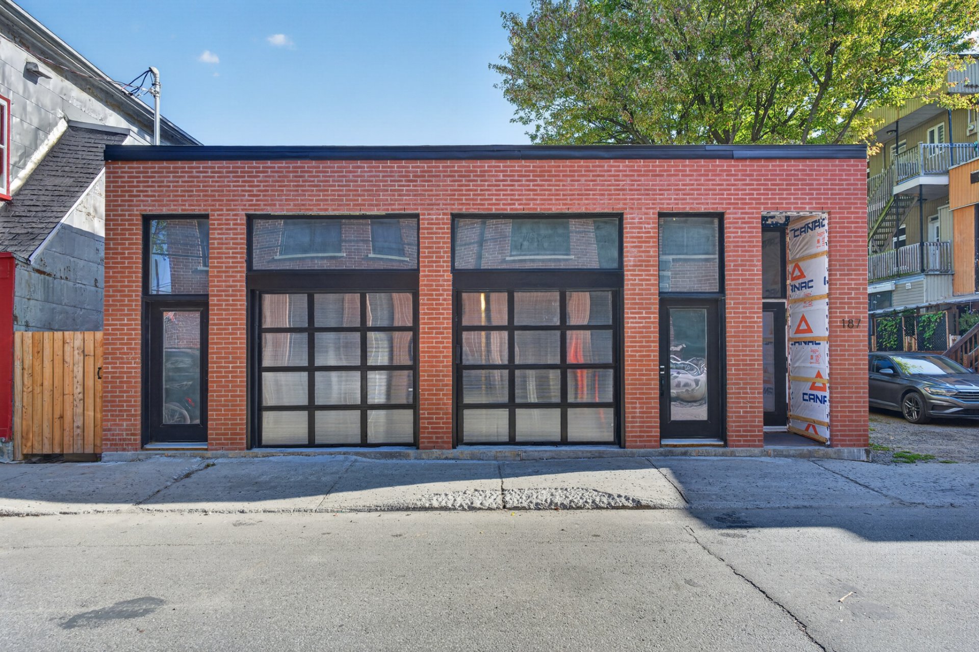 MLS: 26947087