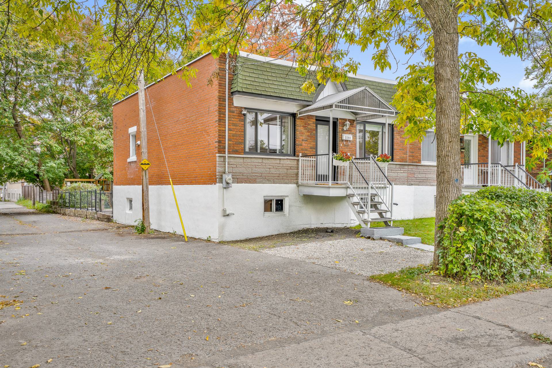 MLS: 15500466