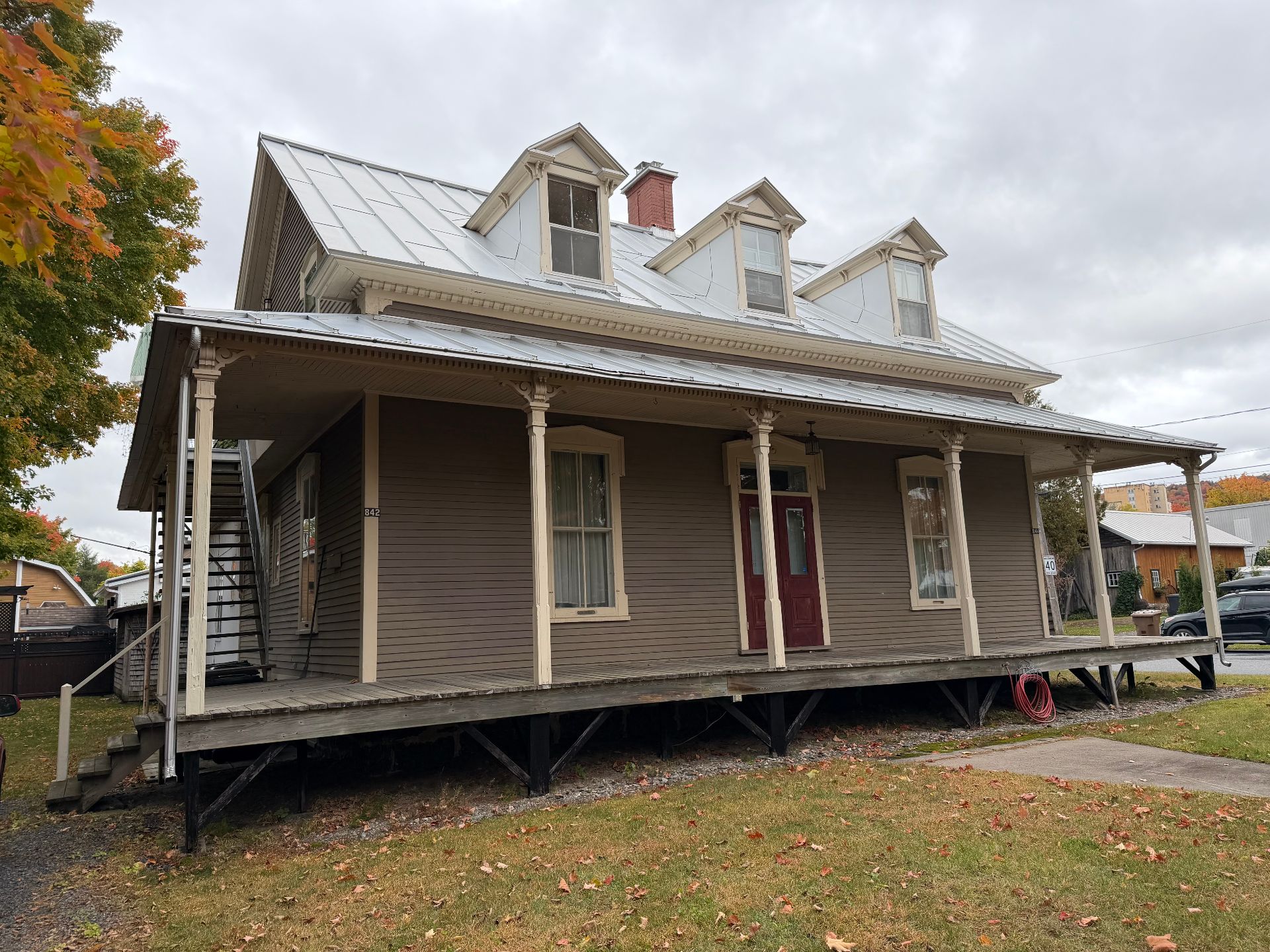 MLS: 15833812