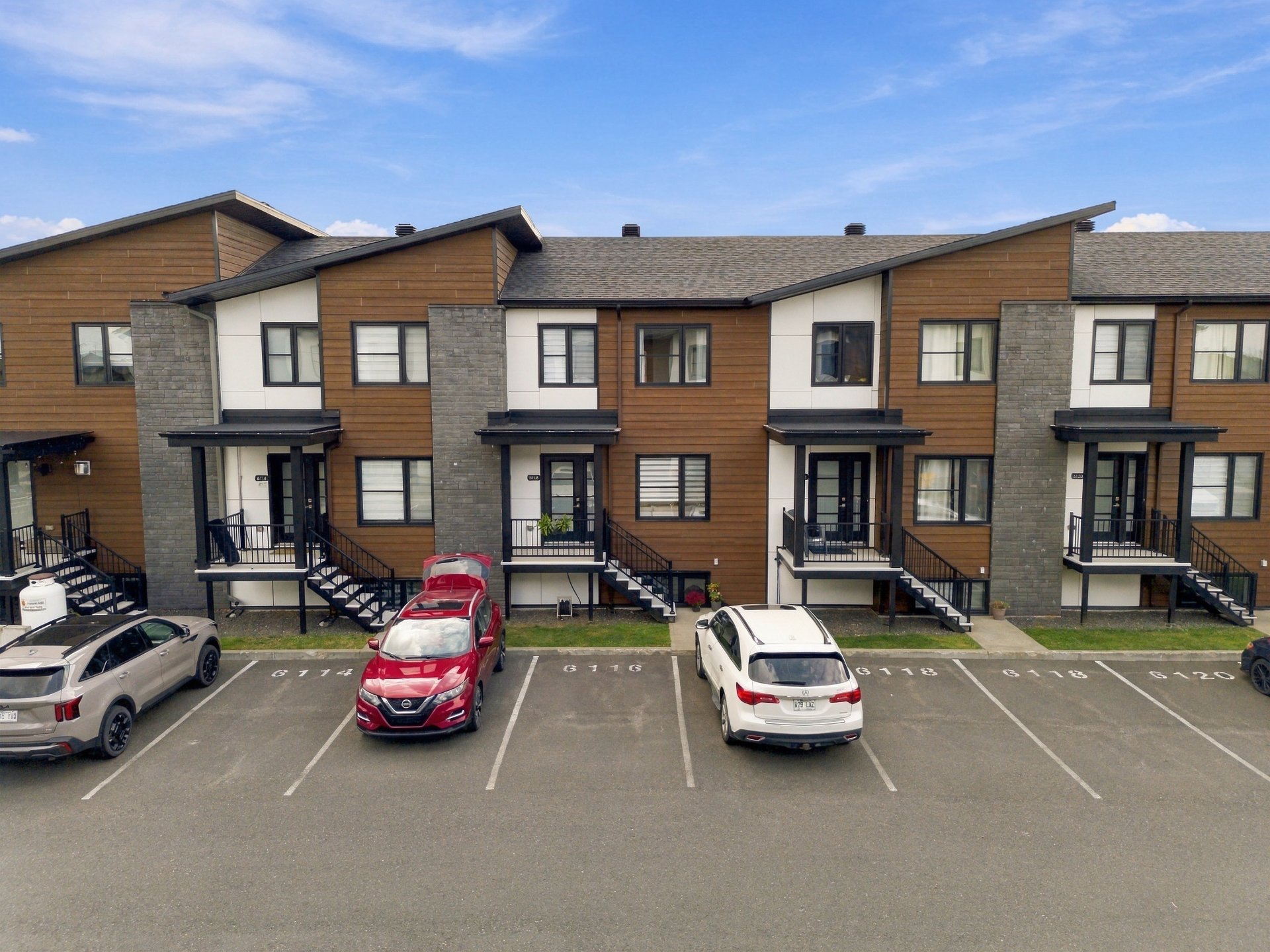 MLS: 18294002