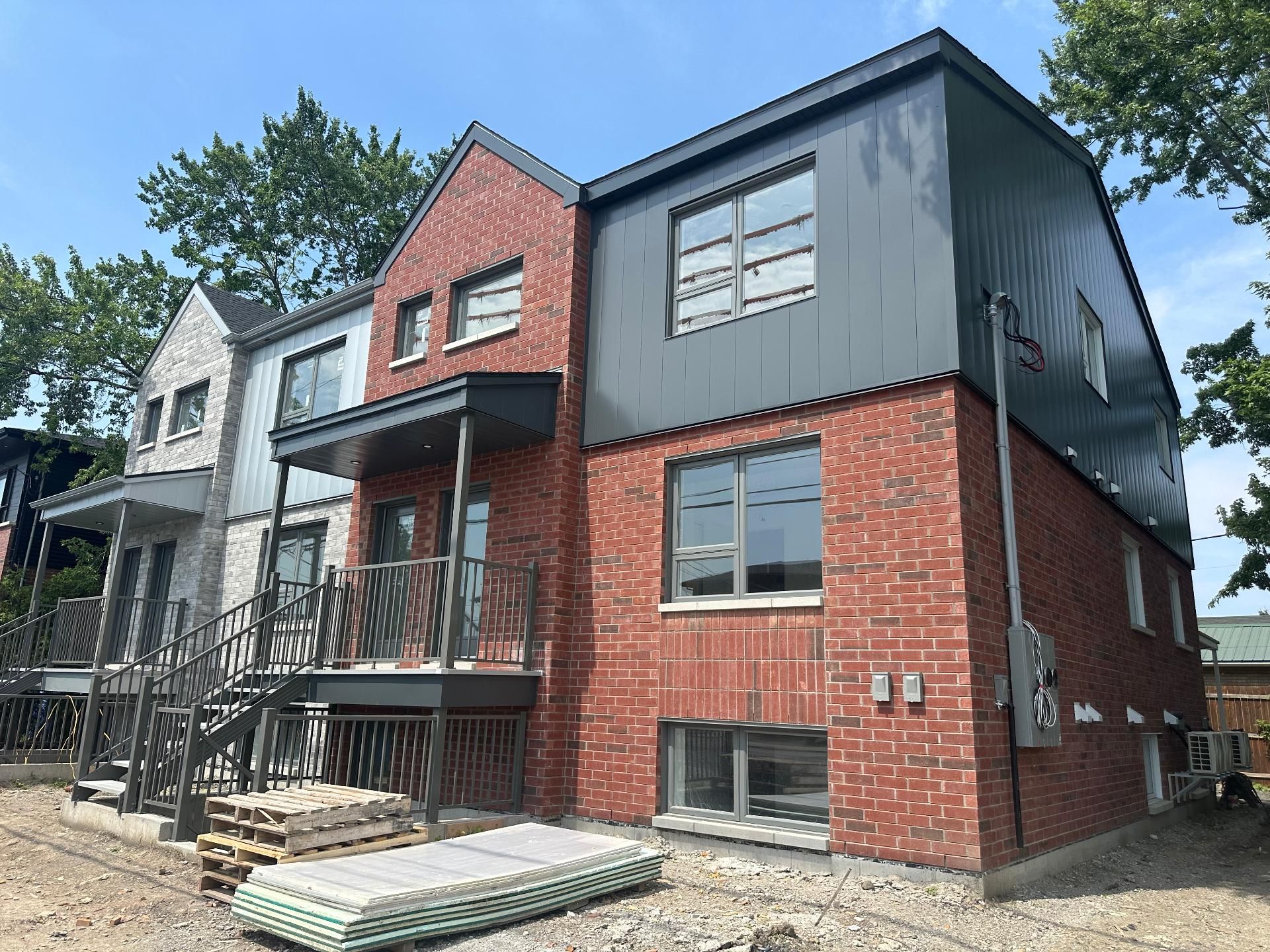 MLS: 16313005