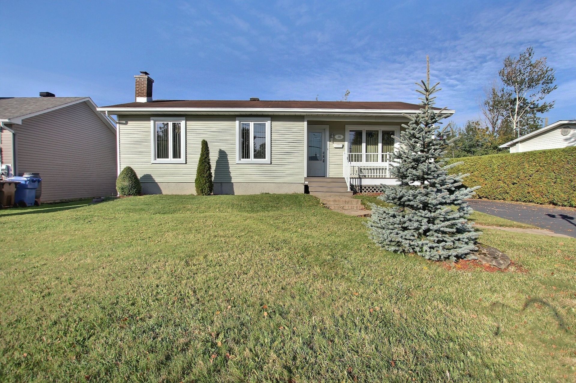 MLS: 28087322