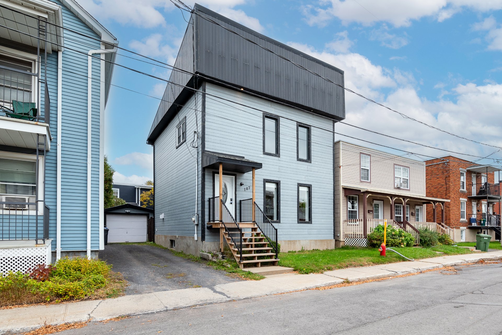 MLS: 25937085
