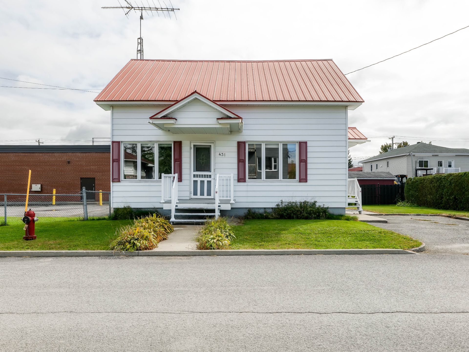 MLS: 11235408