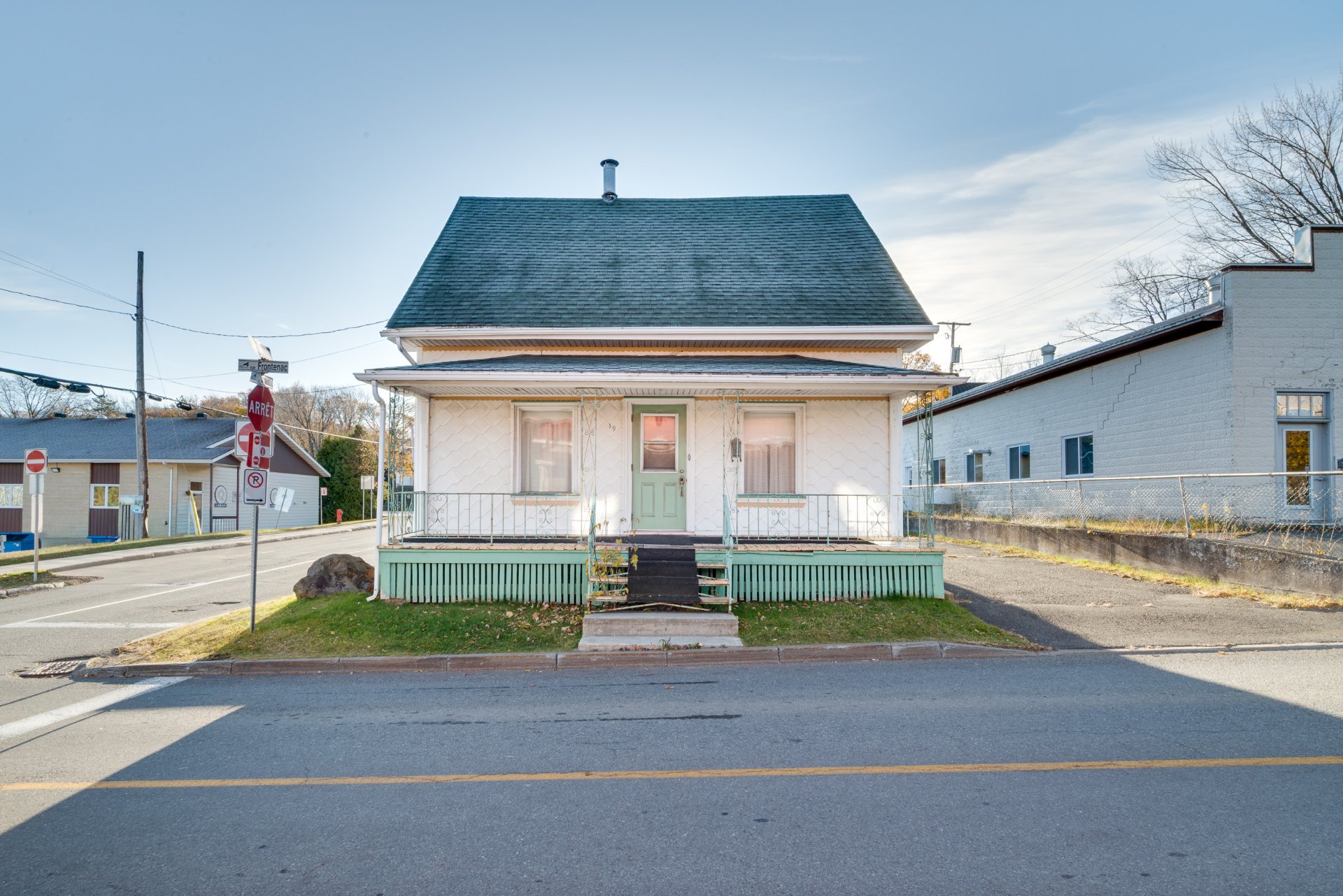 MLS: 19205714