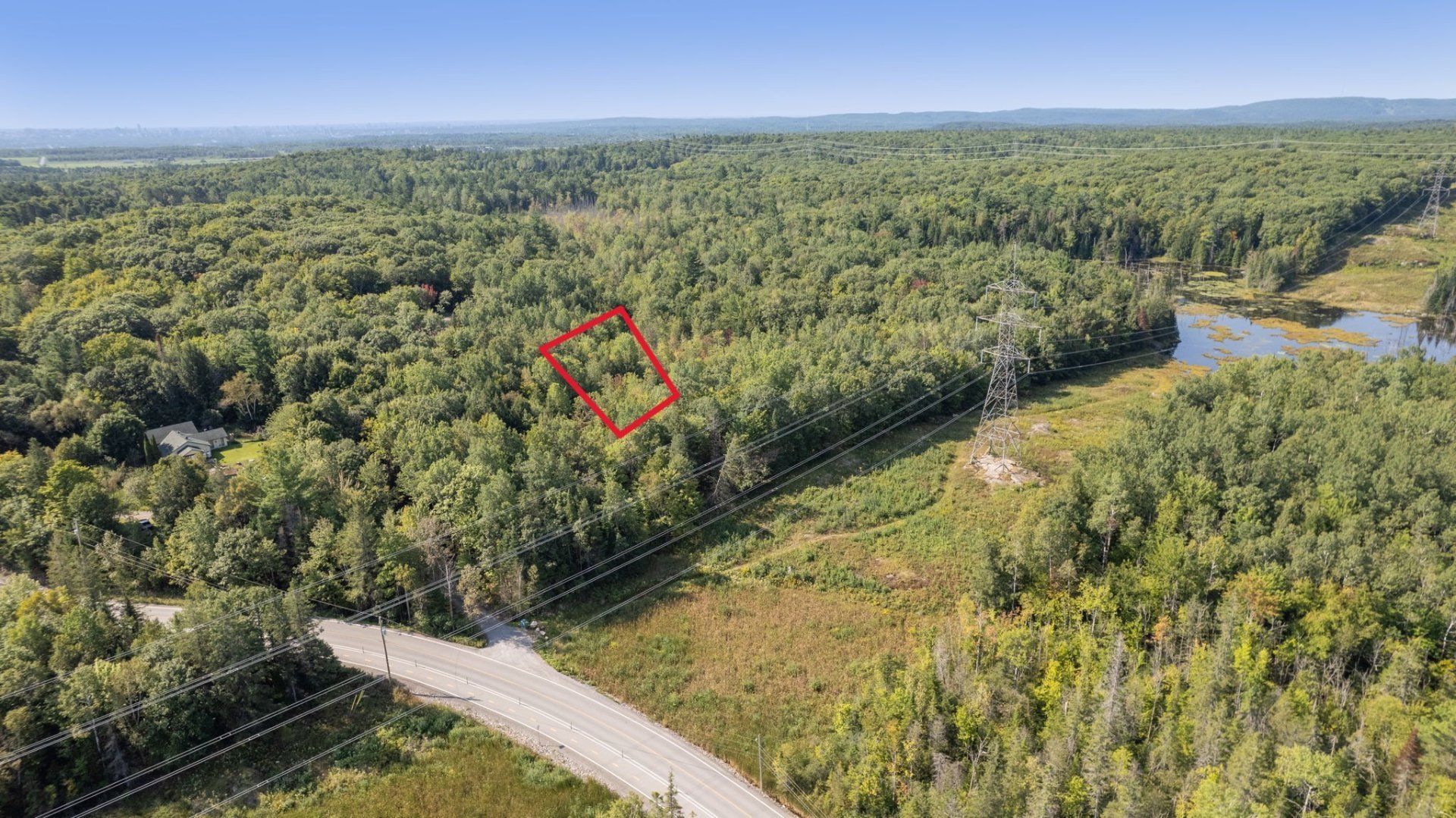 MLS: 21564603
