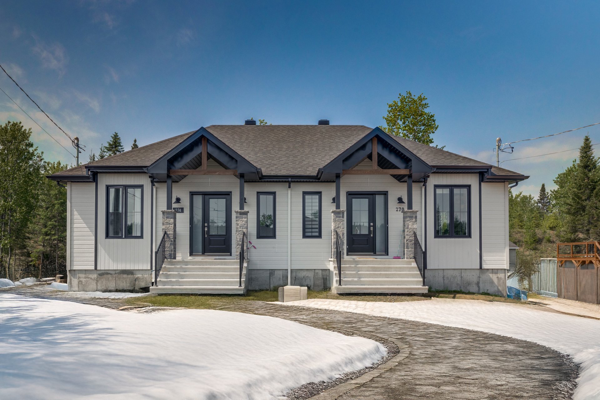 MLS: 22026349