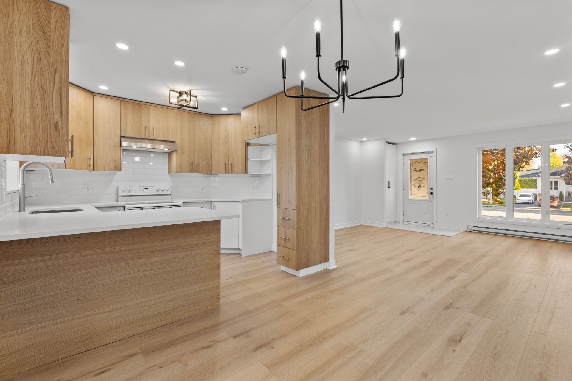 MLS: 25917811