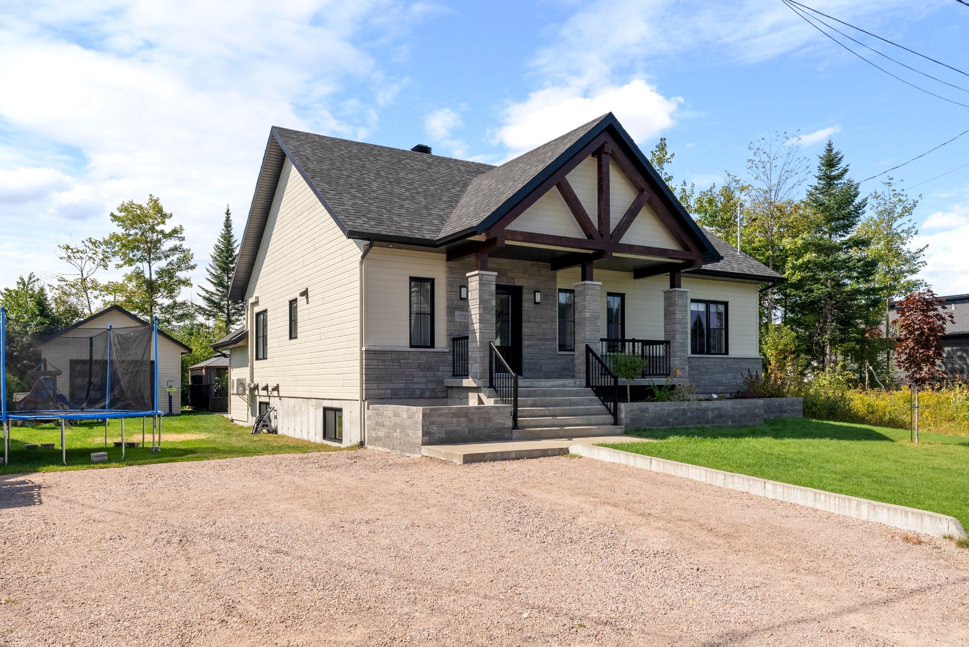 MLS: 24009329