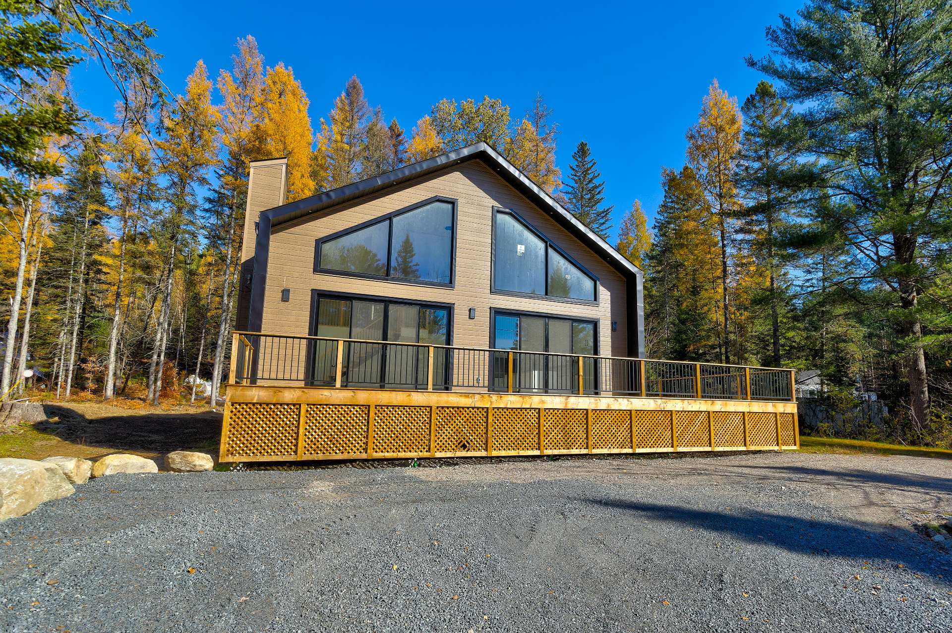 MLS: 23287537