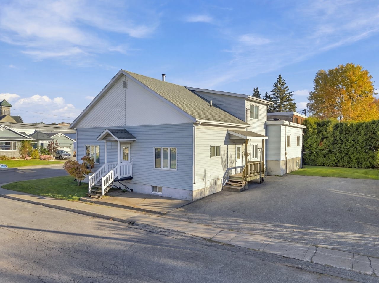 MLS: 14376093