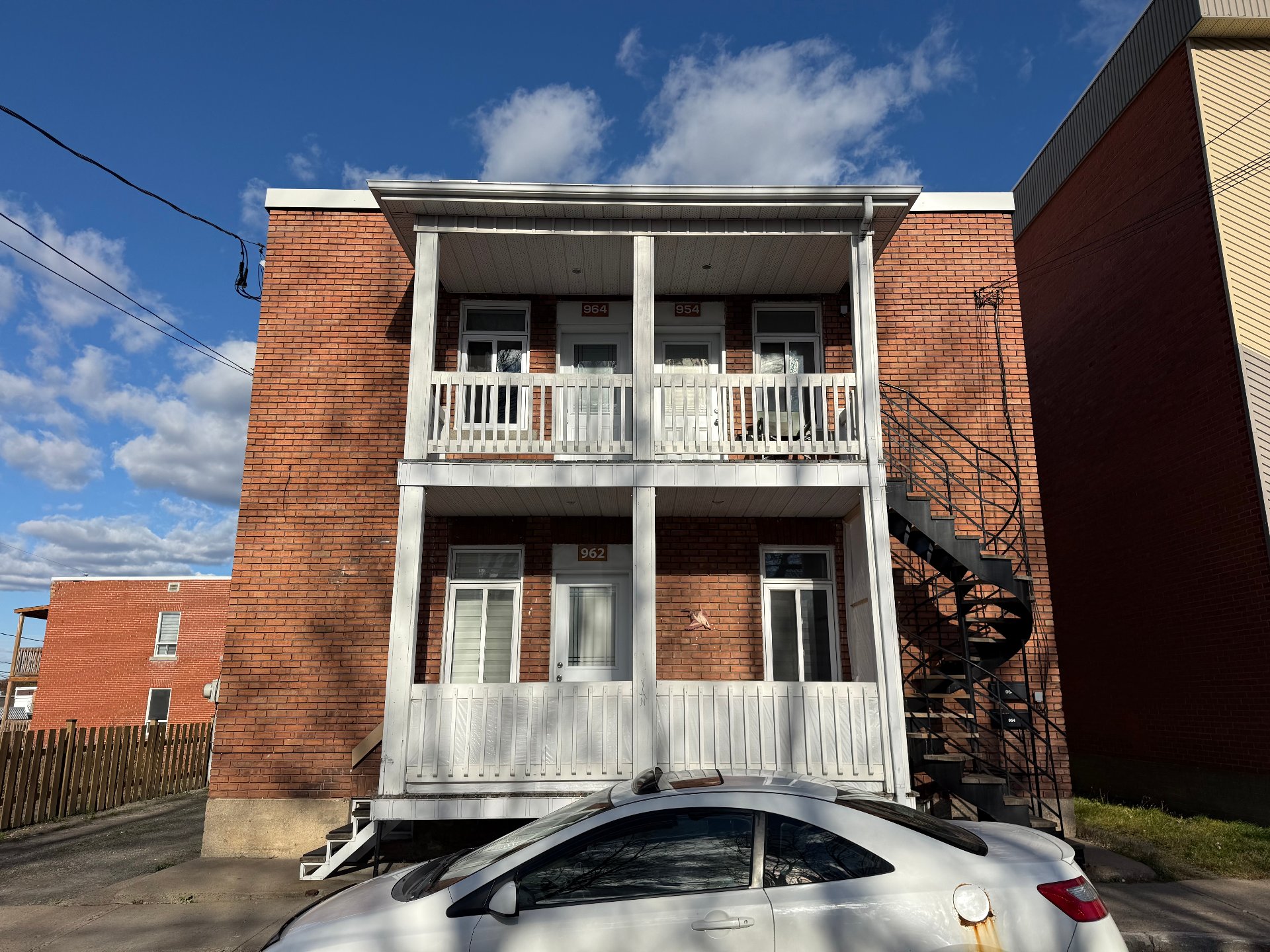 MLS: 13855732